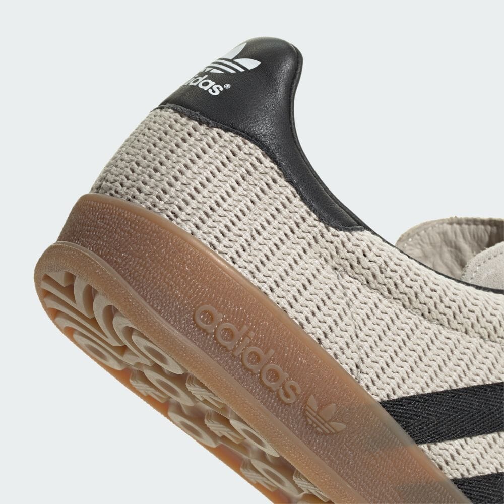 【2024年 8/2 発売】adidas Originals GAZELLE INDOOR “Alumina/Core Black/Gum” (アディダス オリジナルス ガゼル インドア “アルミナ/コアブラック/ガム”) [IH4769]