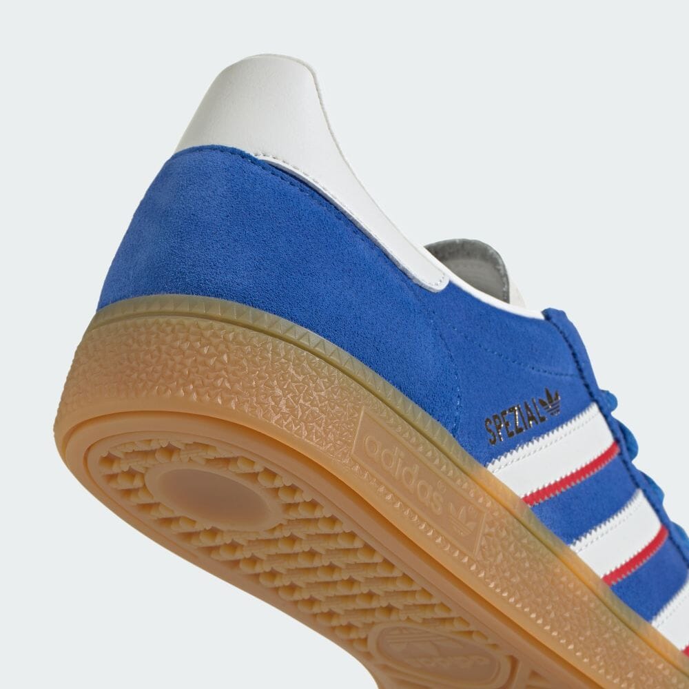 【2024年 8/9 発売】adidas Originals HANDBALL SPEZIAL “Blue/Cloud White” (アディダス オリジナルス ハンドボール スペツィアル “ブルー/ホワイト/スカーレット”) [IF9532]