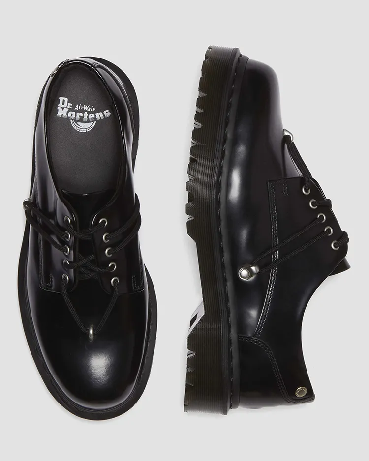 Dr. Martens からチロリアンシューズから着想を得た「ZEFFIR」が発売 (ドクターマーチン)