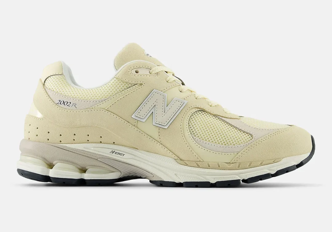 【2024年 8/21 発売】New Balance M2002 RFI “Off White” (ニューバランス) [M2002RFI]