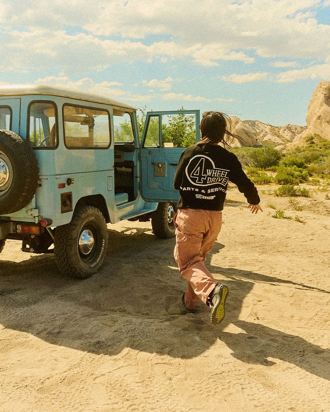 HUF × TOYOTA Land Cruiser コラボが2024年 8/23 発売 (ハフ トヨタ ランドクルーザー)