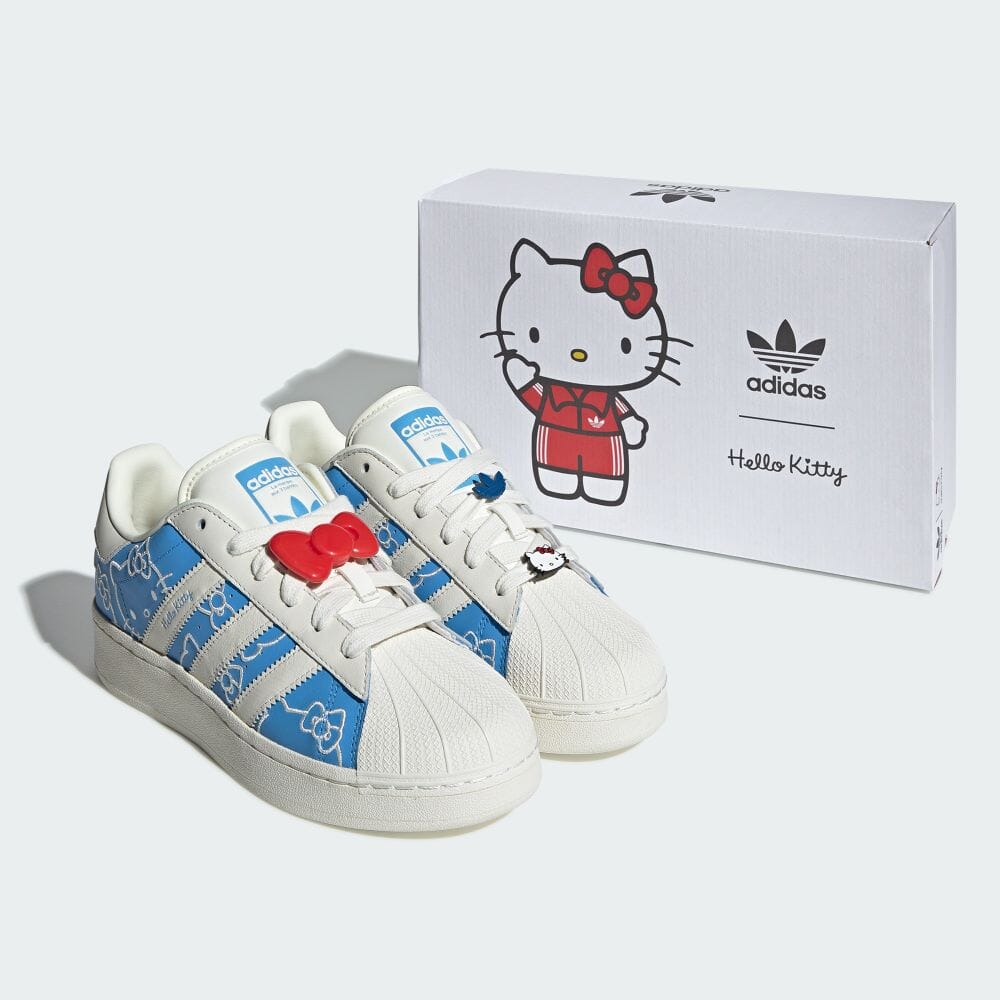 【2024年 8/1 発売】HELLO KITTY x adidas Originals SUPERSTAR XLG “Blue/White/Red” (ハローキティ キティちゃん アディダス オリジナルス スーパースター “ブルーバースト/オフホワイト/レッド”) [IG4477]