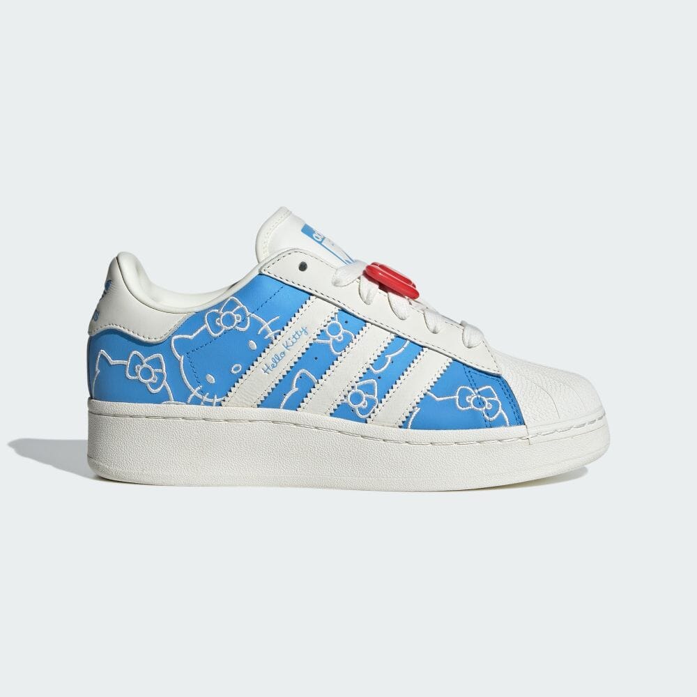 【2024年 8/1 発売】HELLO KITTY x adidas Originals SUPERSTAR XLG “Blue/White/Red” (ハローキティ キティちゃん アディダス オリジナルス スーパースター “ブルーバースト/オフホワイト/レッド”) [IG4477]