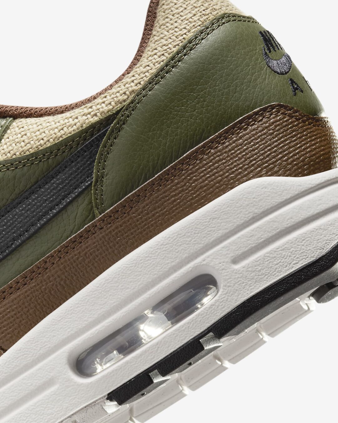 【2024年 8月 発売】NIKE AIR MAX 1 ESSENTIAL PREMIUM “Neutral Olive/Cargo Khaki” (ナイキ エア マックス 1 エッセンシャル プレミアム “ニュートラルオリーブ/カーゴカーキ”) [HF1516-200]