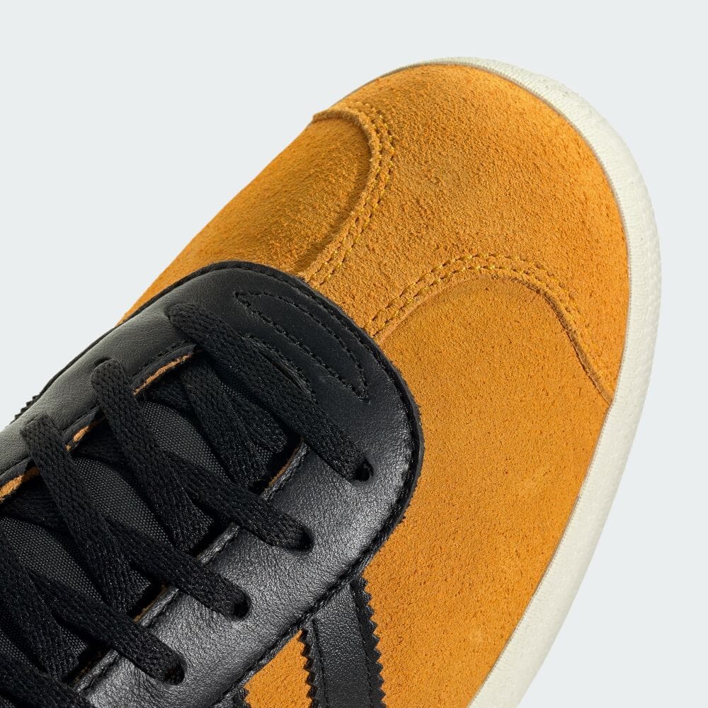 【2024年 8/16 発売】生誕75周年を祝した adidas Originals Gazelle “75th/Team College Gold/Core Black” (アディダス オリジナルス ガゼル “チームカレッジゴールド/コアブラック”) [JP5283]