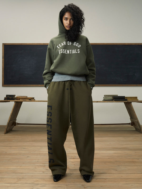 【2024年 8/28 発売】FEAR OF GOD ESSENTIALS “back to school collection” (フィア オブ ゴッド エッセンシャルズ “バック・トゥ・スクール・コレクション”)