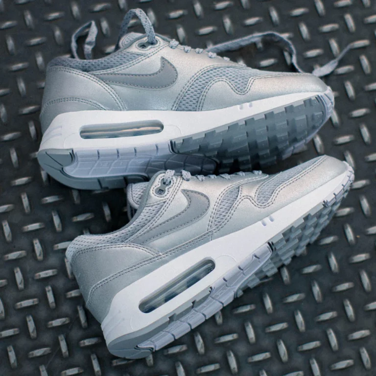 Nike air max 1 essential grey online