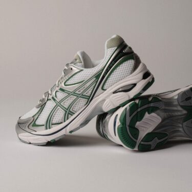 【2024年 発売】ASICS GT-2160 “White/Shamrock Green” (アシックス) [1203A275.103]