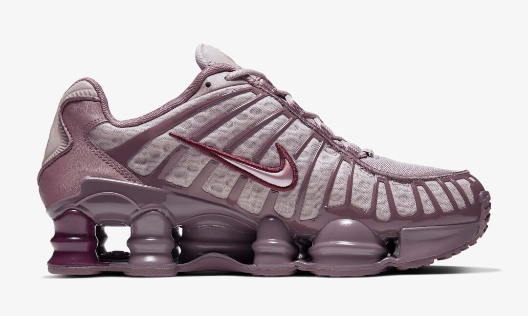 【2024年 8/5 発売】ナイキ ショックス TL “パミス/ナイトマルーン” (NIKE SHOX TL “Pumice/Night Maroon”) [AR3566-200]