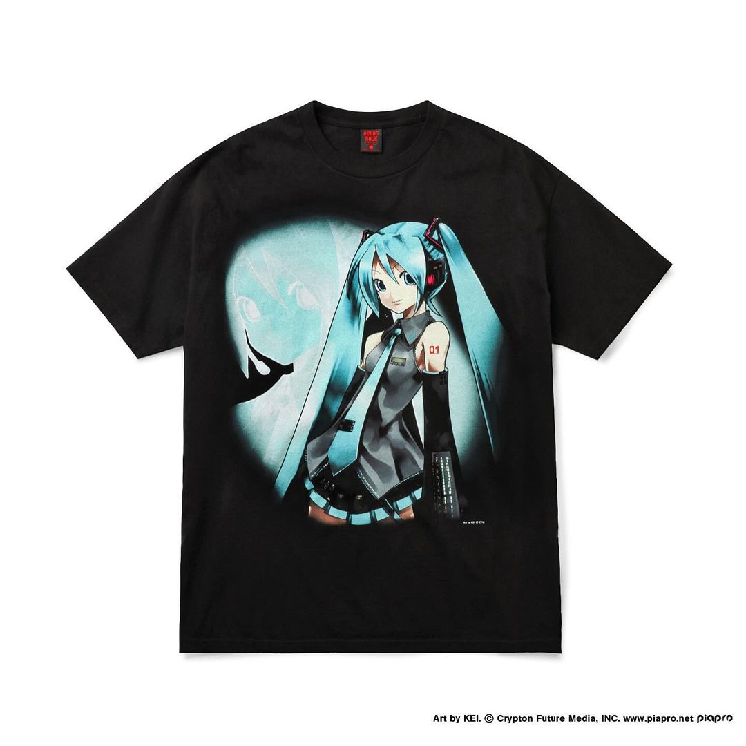 GEEKS RULE × 初音ミク コラボで2024年 8/31 発売 (ギークス Miku)