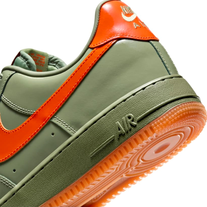 【2024年 9/1 発売予定】NIKE AIR FORCE 1 LOW “Oil Green/Safety Orange” (ナイキ エア フォース 1 ロー “オイルグリーン/セフティオレンジ”) [HJ9118-386]