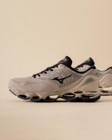 【2024年 8/9 発売】MIZUNO WAVE PROPHECY LS "Light Grey/Black" (ミズノ ウェーブ プロフェシー "ライトグレー/ブラック") [D1GA333703]