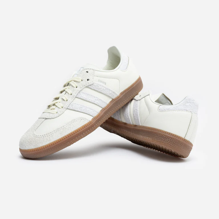 【2024年 8/7 & 9/13 発売】Naked x adidas Originals SAMBA OG “Silvery Daisy” (ネイキッド アディダス オリジナルス サンバ) [JI3993]