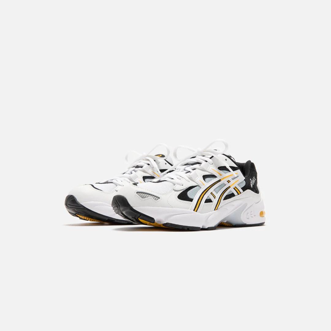 KITH 限定！ASICS GEL-KAYANO 5 OG “White/Saffron” “White/Black” (キス アシックス ゲルカヤノ) [AI1201B042.101/AI1201B043.100]