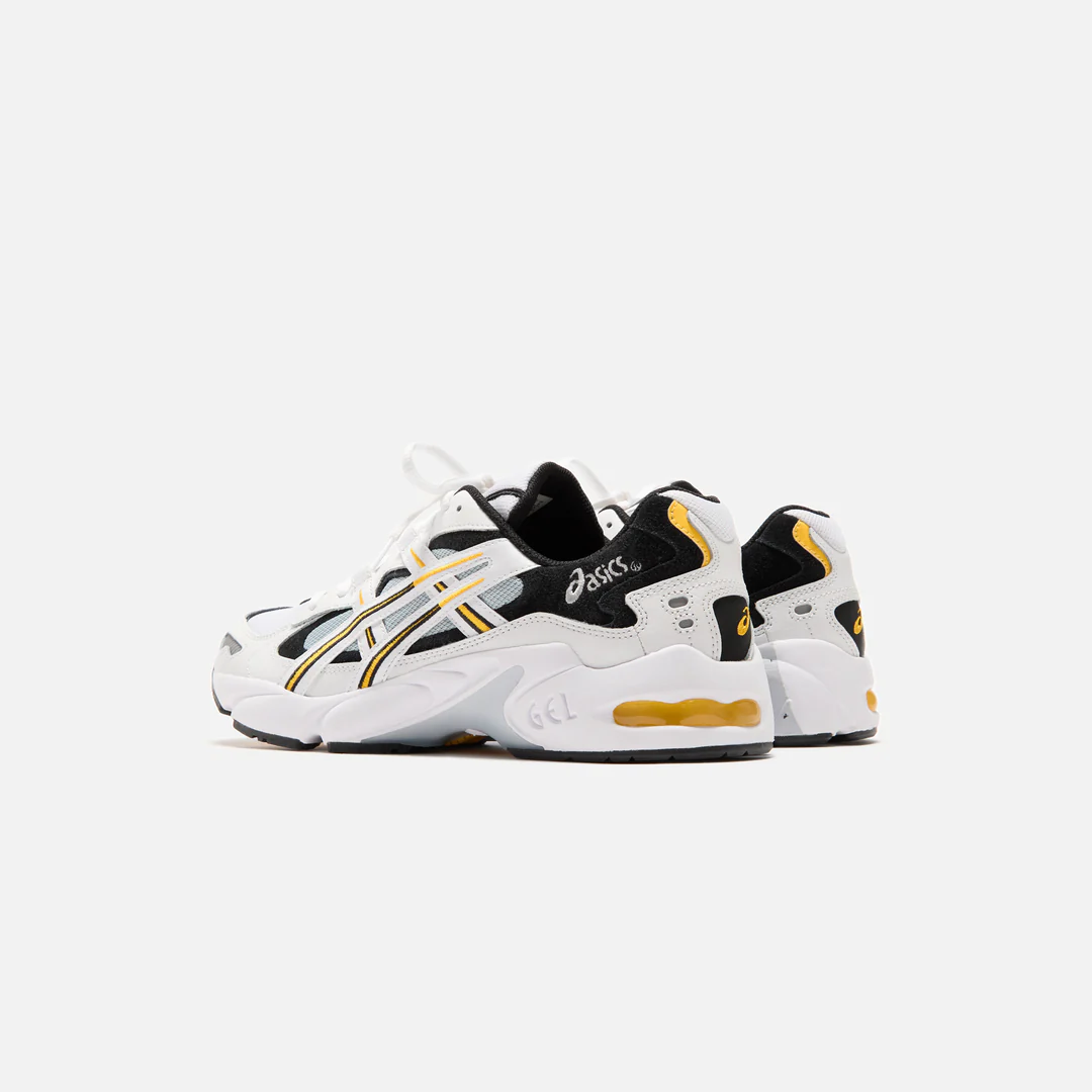 KITH 限定！ASICS GEL-KAYANO 5 OG “White/Saffron” “White/Black” (キス アシックス ゲルカヤノ) [AI1201B042.101/AI1201B043.100]