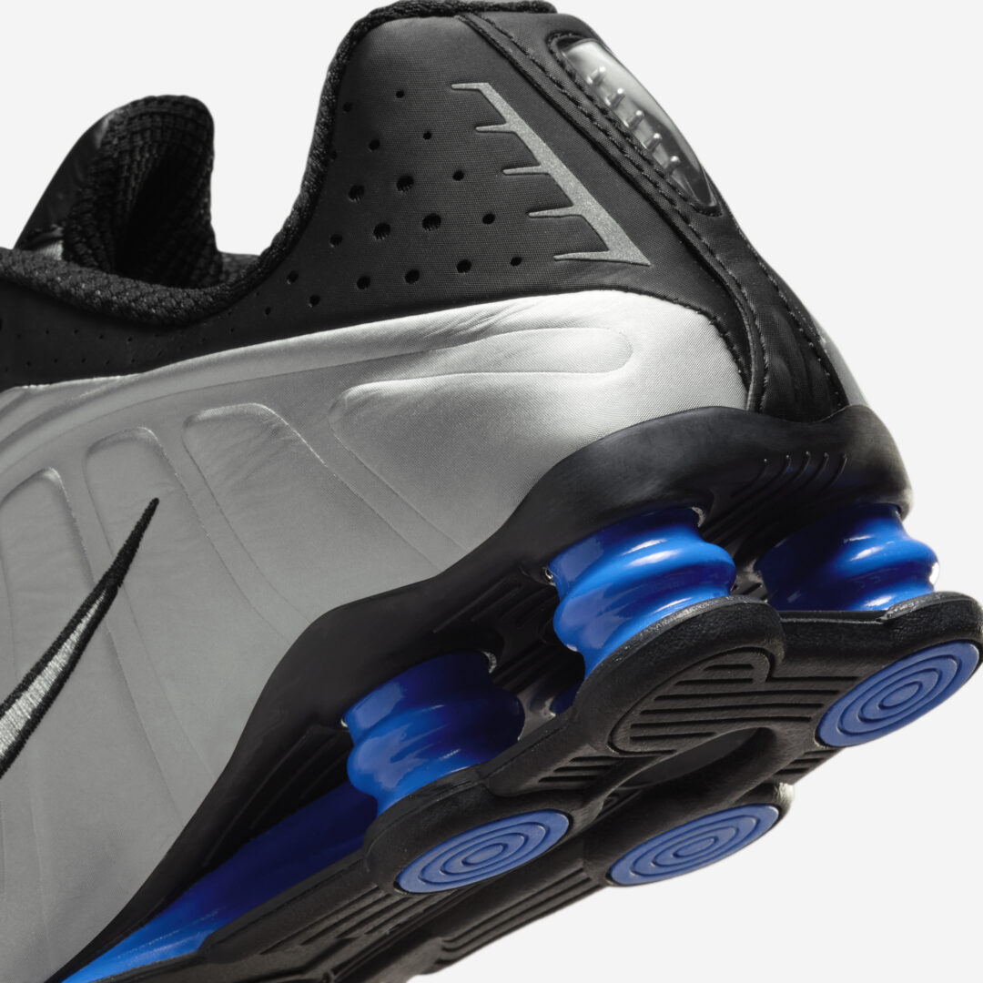 【国内 2024年 10/1 発売】NIKE SHOX R4 “Black/Metallic Silver/Racer Blue” (ナイキ ショックス “ブラック/シルバー/ブルー”) [AR3565-006]