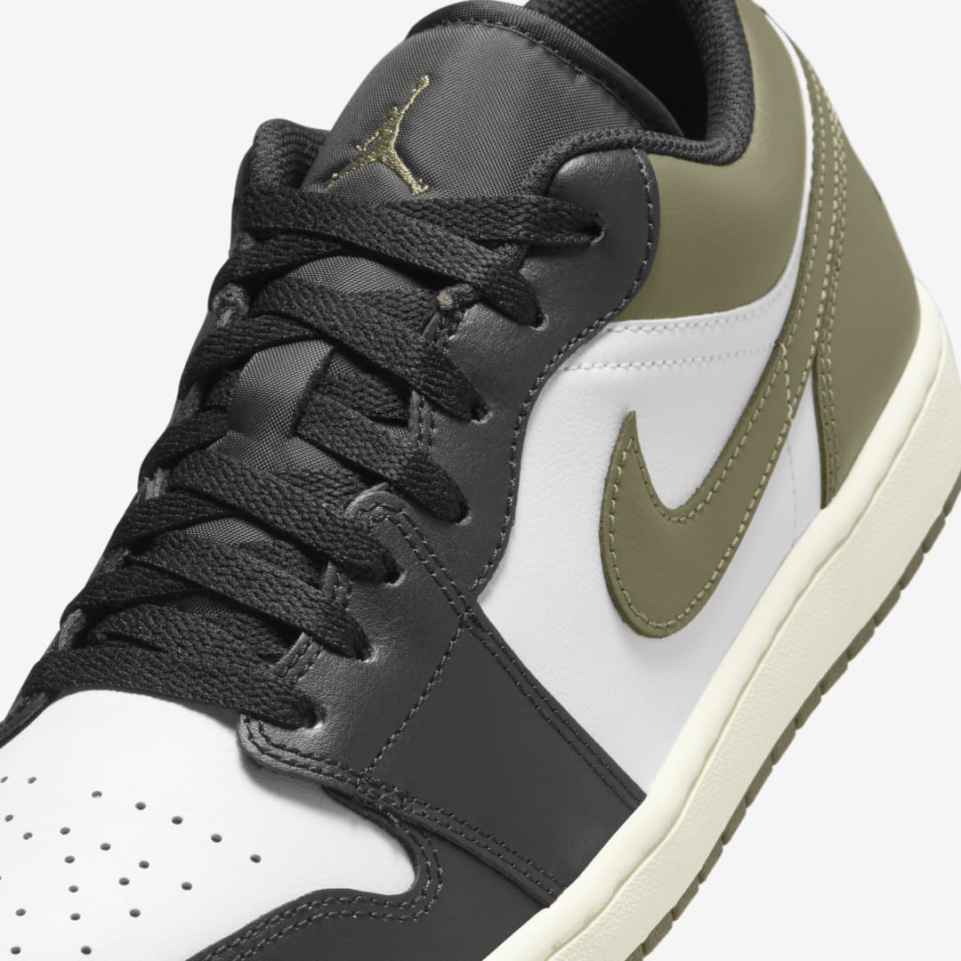 【2024年 9/14 発売】ナイキ エア ジョーダン 1 ロー ”ブラック/ミディアムオリーブ” (NIKE AIR JORDAN 1 LOW “Black/Medium Olive”) [553558-092]