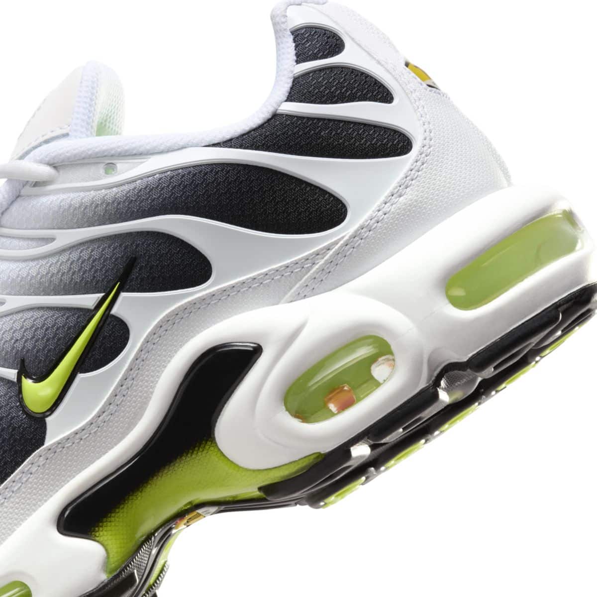 【2024年 9/18 発売】NIKE AIR MAX PLUS “White/Black/Volt” (ナイキ エア マックス プラス “ホワイト/ブラック/ボルト”) [DM0032-103]