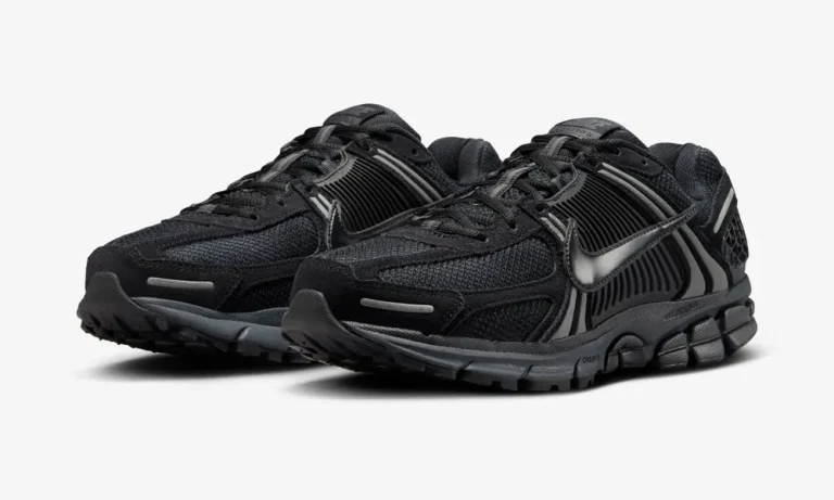 2024年 9/21 発売】NIKE ZOOM VOMERO 5 “Black/Anthracite” (ナイキ ズーム ボメロ 5 “ブラック/アンスラサイト”)  [HF1553-001] | Fullress