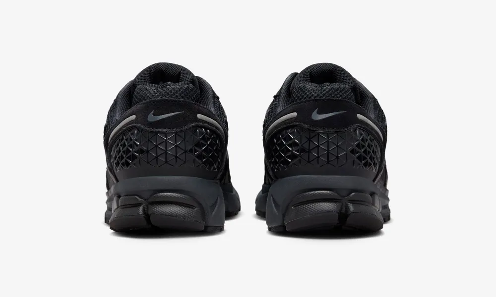 【2024年 9/21 発売】NIKE ZOOM VOMERO 5 “Black/Anthracite” (ナイキ ズーム ボメロ 5 “ブラック/アンスラサイト”) [HF1553-001]