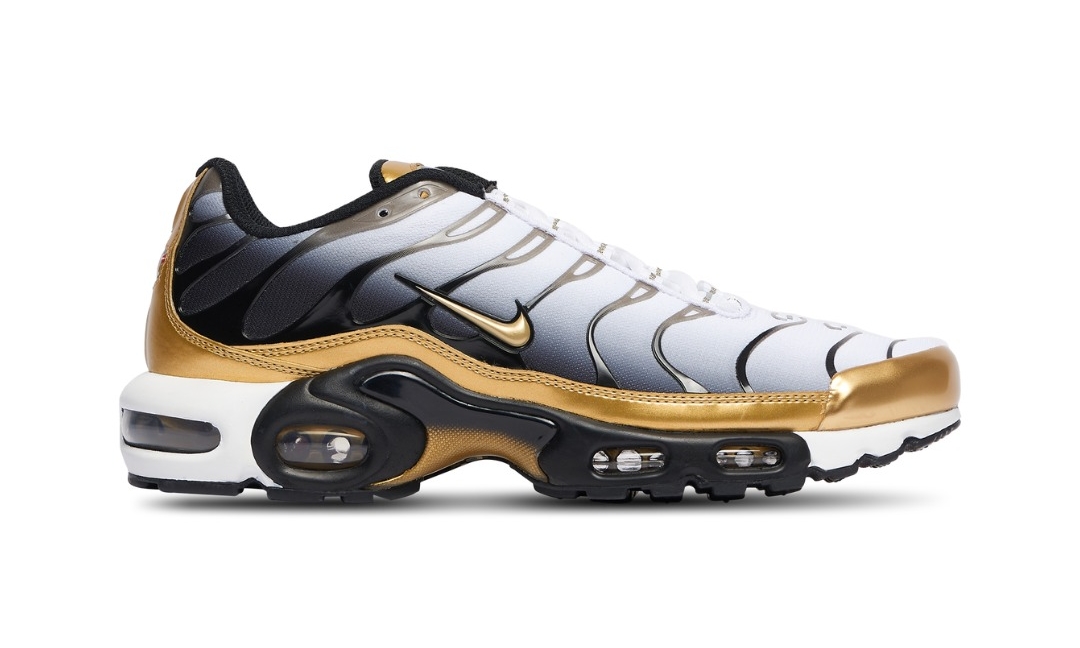 2024 9 9 50 Foot Locker 50th NIKE AIR MAX PLUS PREMIUM White Black Gold Fullress