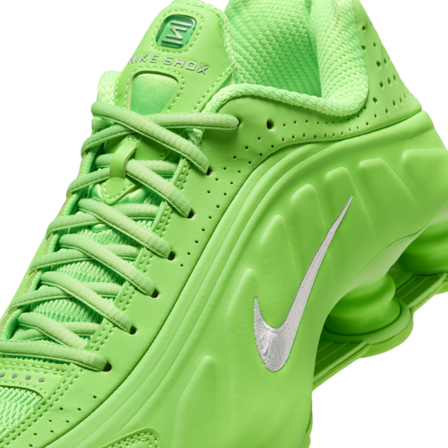 【2024年 10月 発売予定】NIKE SHOX R4 “Green Strike” (ナイキ ショックス “グリーンストライク”) [HV0839-398]