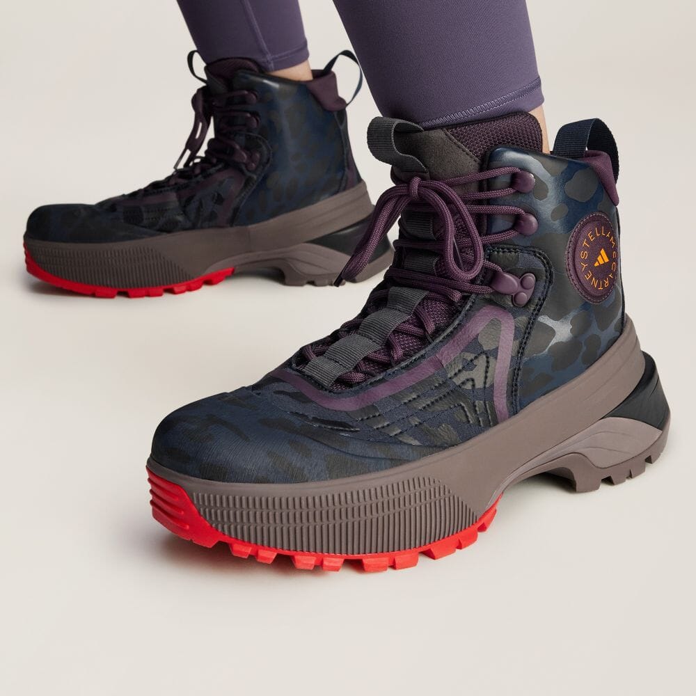 アディダス バイ ステラ マッカートニー から最新ハイクシューズが2タイプ発売 (adidas BY STELLA MCCARTNEY aSMCxTERREX FREE HIKER GTX SIL/Terrex Hiking Boots) [IF1792/IF1793)