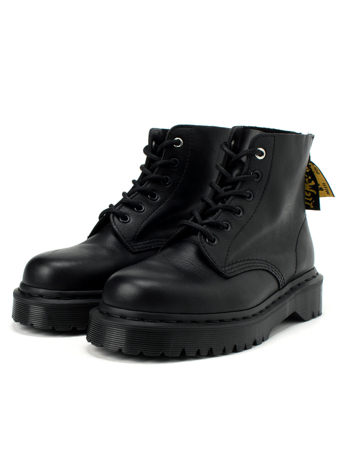 Y’s x Dr. Martens 最新コラボ「10 Eye Y’s Black Classic Calf & 101 Y’s Black Classic Calf」が2024年 10/4 発売 (ワイズ ドクターマーチン)