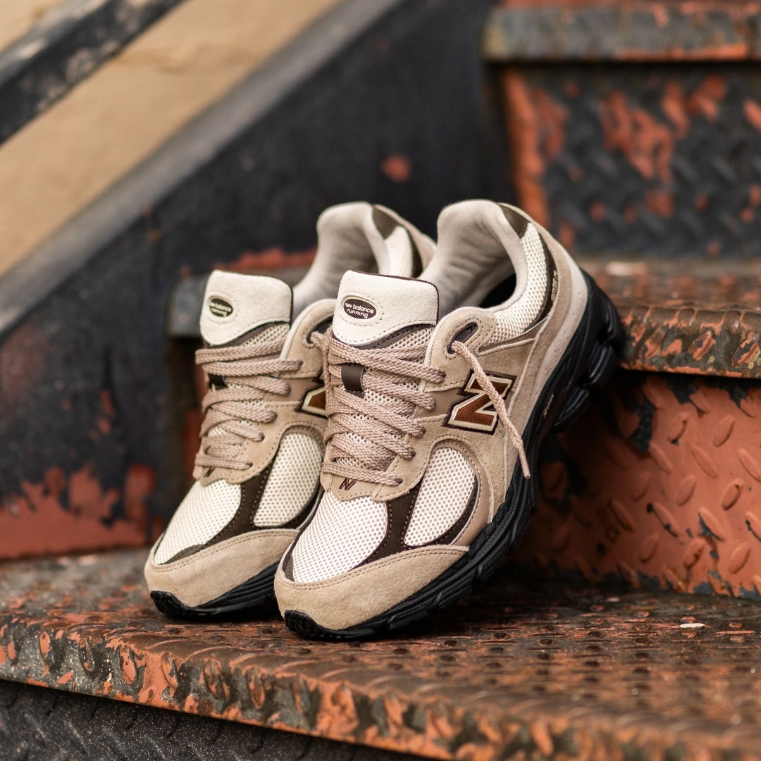 【2024年 発売】New Balance M2002 RZR “Cream/Kumquat” (ニューバランス) [M2002RZR]