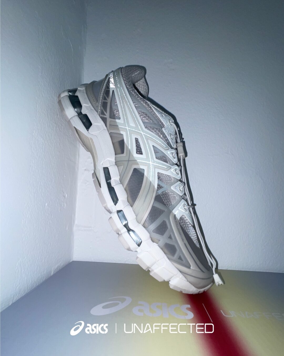 【2024年 10/31~順次発売】UNAFFECTED x ASICS GEL-KAYANO 20 “EMERGING FORM” (アンアフェクテッド アシックス ゲルカヤノ)