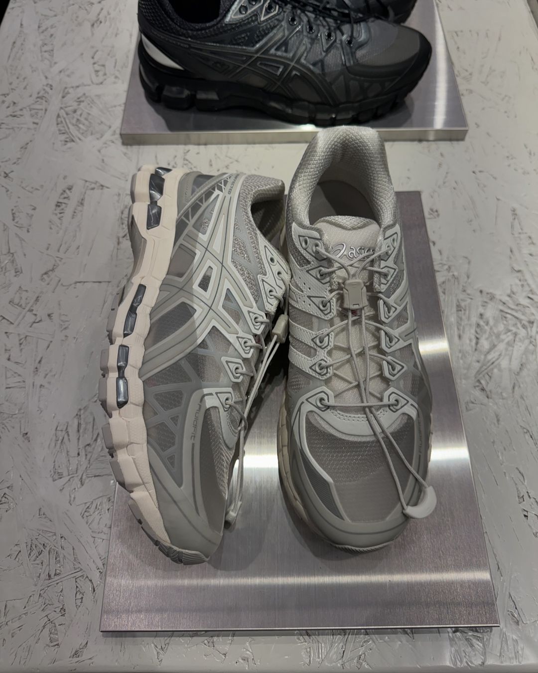 【2024 FW】UNAFFECTED x ASICS GEL-KAYANO 20 (アンアフェクテッド アシックス ゲルカヤノ)