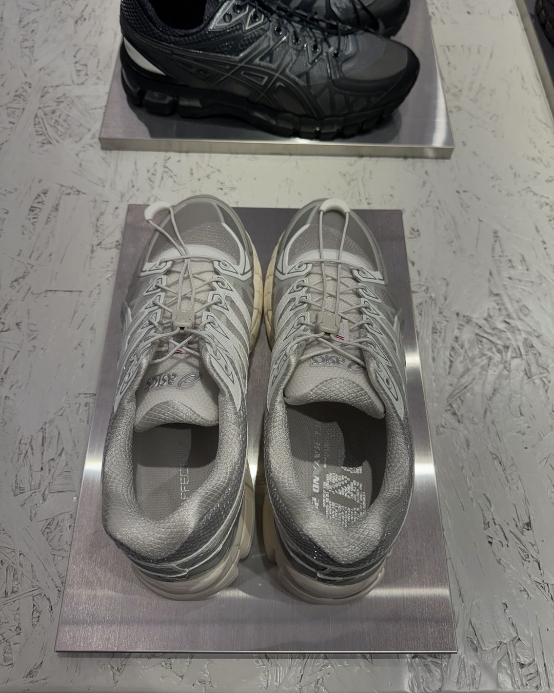 【2024 FW】UNAFFECTED x ASICS GEL-KAYANO 20 (アンアフェクテッド アシックス ゲルカヤノ)