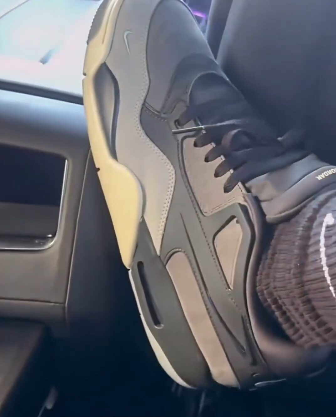 Nigel Sylvester x NIKE AIR JORDAN 4 RM SP “Black/Grey/Blue” (ナイジェル・シルベスター ナイキ エア ジョーダン 4 “ブラック/グレー/ブルー”)