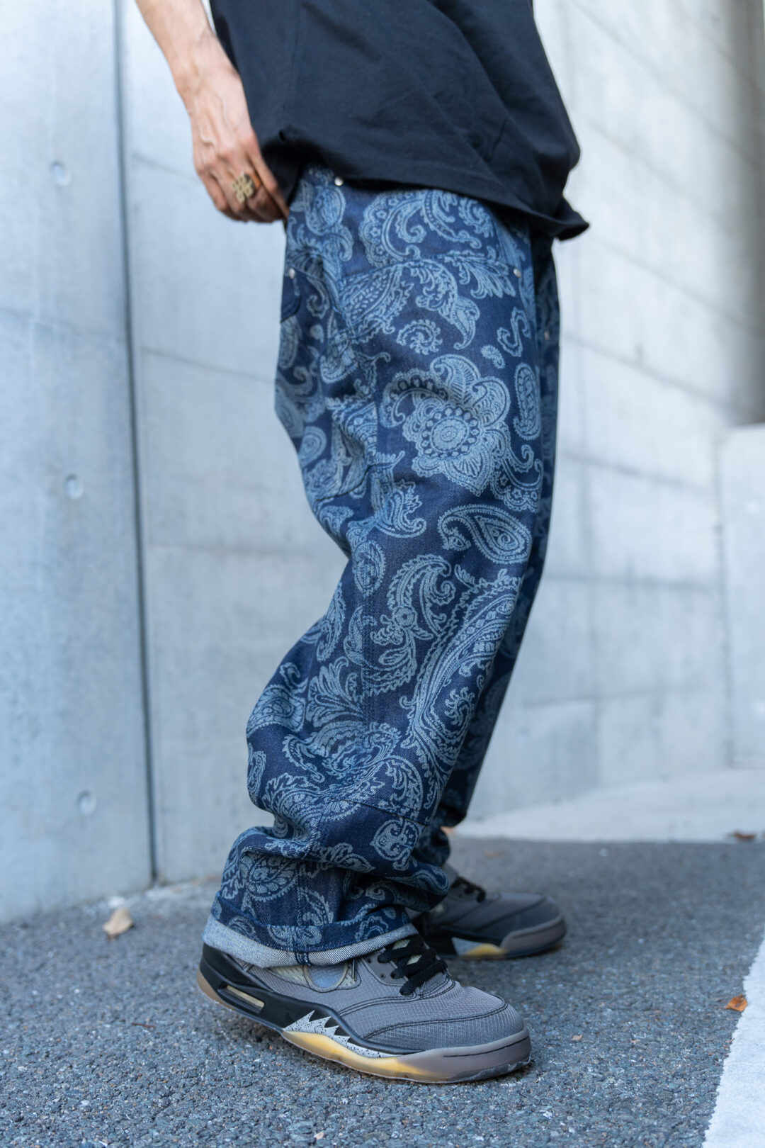 【抽選販売】S.W.U.N “Double Knee Paisley Denim Pants” (エスダブルユーエヌ “ダブルニー ペイズリー デニムパンツ”)