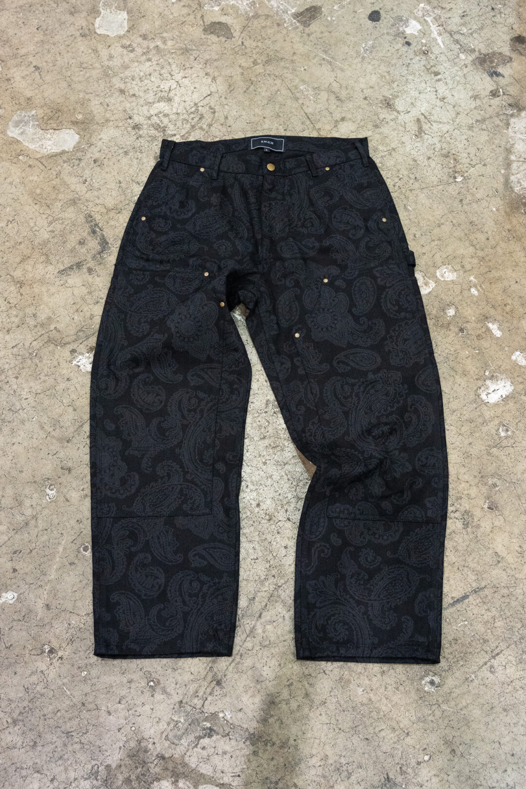 【抽選販売】S.W.U.N “Double Knee Paisley Denim Pants” (エスダブルユーエヌ “ダブルニー ペイズリー デニムパンツ”)