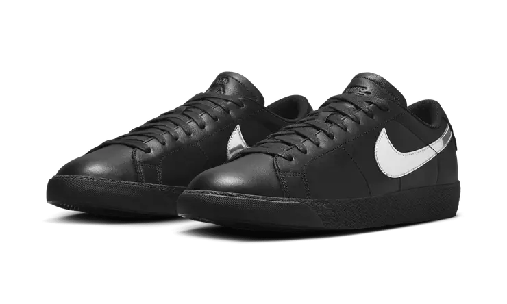 【2024年 9/21 & 10/5 発売】Dancer Skateboards × NIKE SB ZOOM BLAZER LOW “Black/Metallic Silver” (ダンサー スケートボード ナイキ ズーム ブレーザー ロー “ブラック/メタリックシルバー”) [HJ6703-001]