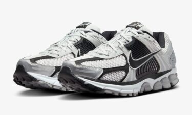 【2024年 11/1 発売】NIKE ZOOM VOMERO 5 “Metallic Silver/Pure Platinum” (ナイキ ズーム ボメロ 5 “メタリックシルバー/ピュアプラチナム”) [FJ4151-004]