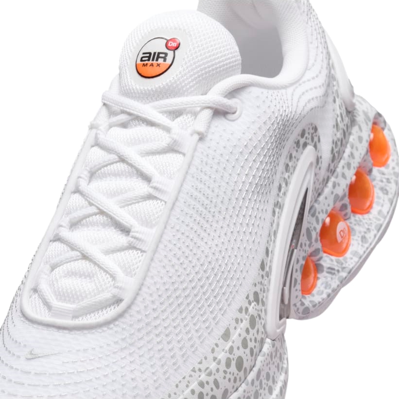 【2024年 11/11 発売】NIKE AIR MAX DN “Safari/White/Orange” (ナイキ エア マックス ディーエヌ “サファリ/ホワイト/オレンジ”) [HM0811-100]