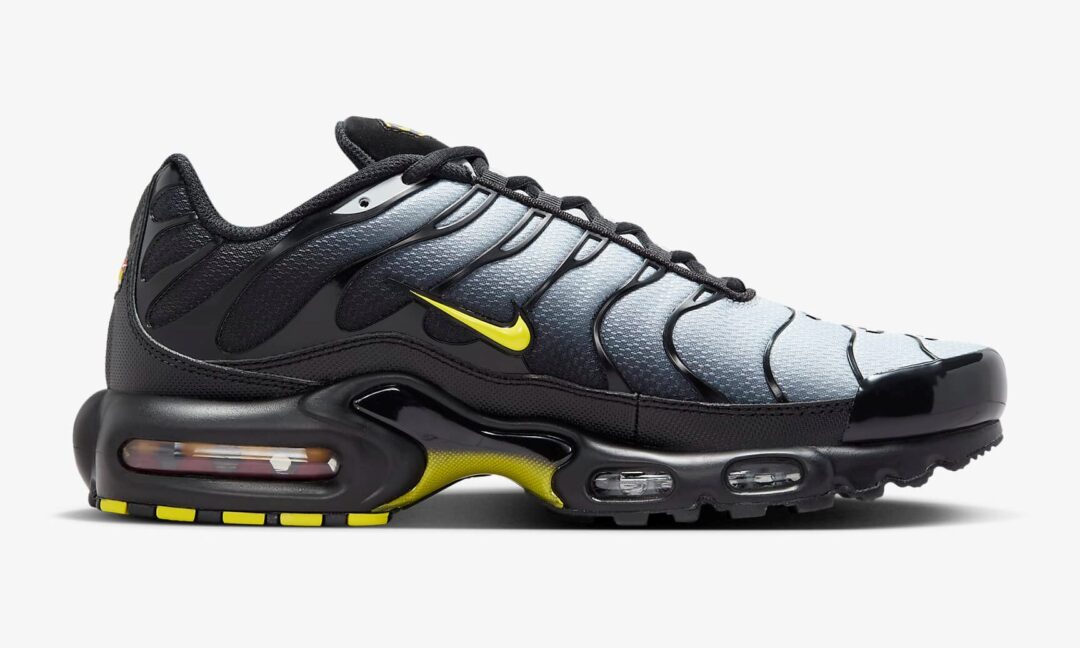 【2024年 10/1 発売】NIKE AIR MAX PLUS “Black/Wolf Grey/Opti Yellow” (ナイキ エア マックス プラス “ブラック/ウルフグレー/オプティイエロー”) [DM0032-012]