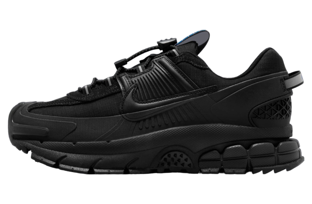 【2024年 11/8 発売予定】NIKE ZOOM VOMERO ROAM “Black/Racer Blue” (ナイキ ズーム ボメロ ローム “ブラック/レーザーブルー”) [FV2295-002/HQ2181-004]