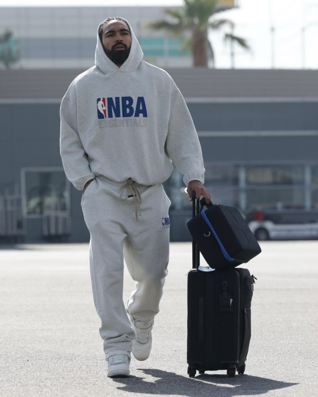 【2024年 11/21 発売予定】NBA × FEAR OF GOD ESSENTIALS (エヌビーエー フィア オブ ゴッド エッセンシャルズ)