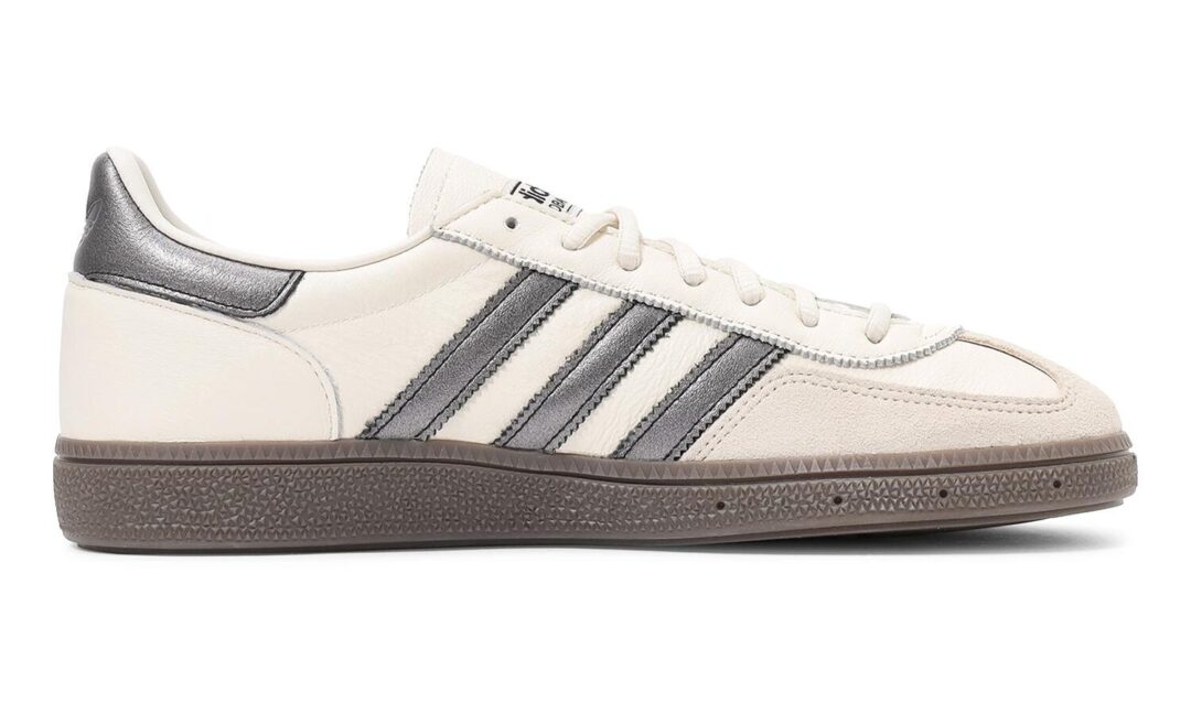 【2024年 11/1 発売】adidas Originals HANDBALL SPEZIAL “Off White/Core Black/Gum” (アディダス オリジナルス ハンドボール スペツィアル “ホワイト/ブラック/ガム”) [JH8662]