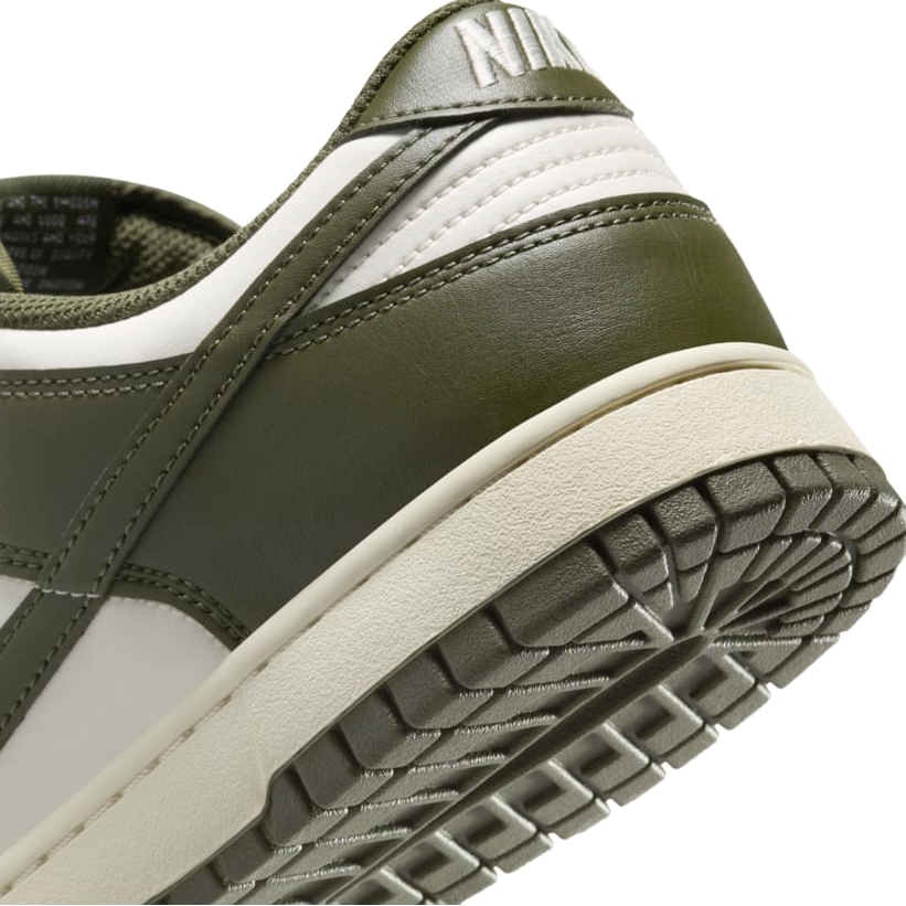 【2025年 春 発売予定】NIKE DUNK LOW RETRO “Pale Ivory/Cargo Khaki” (ナイキ ダンク ロー レトロ “ペールアイボリー/カーゴカーキ”) [HF5441-102]