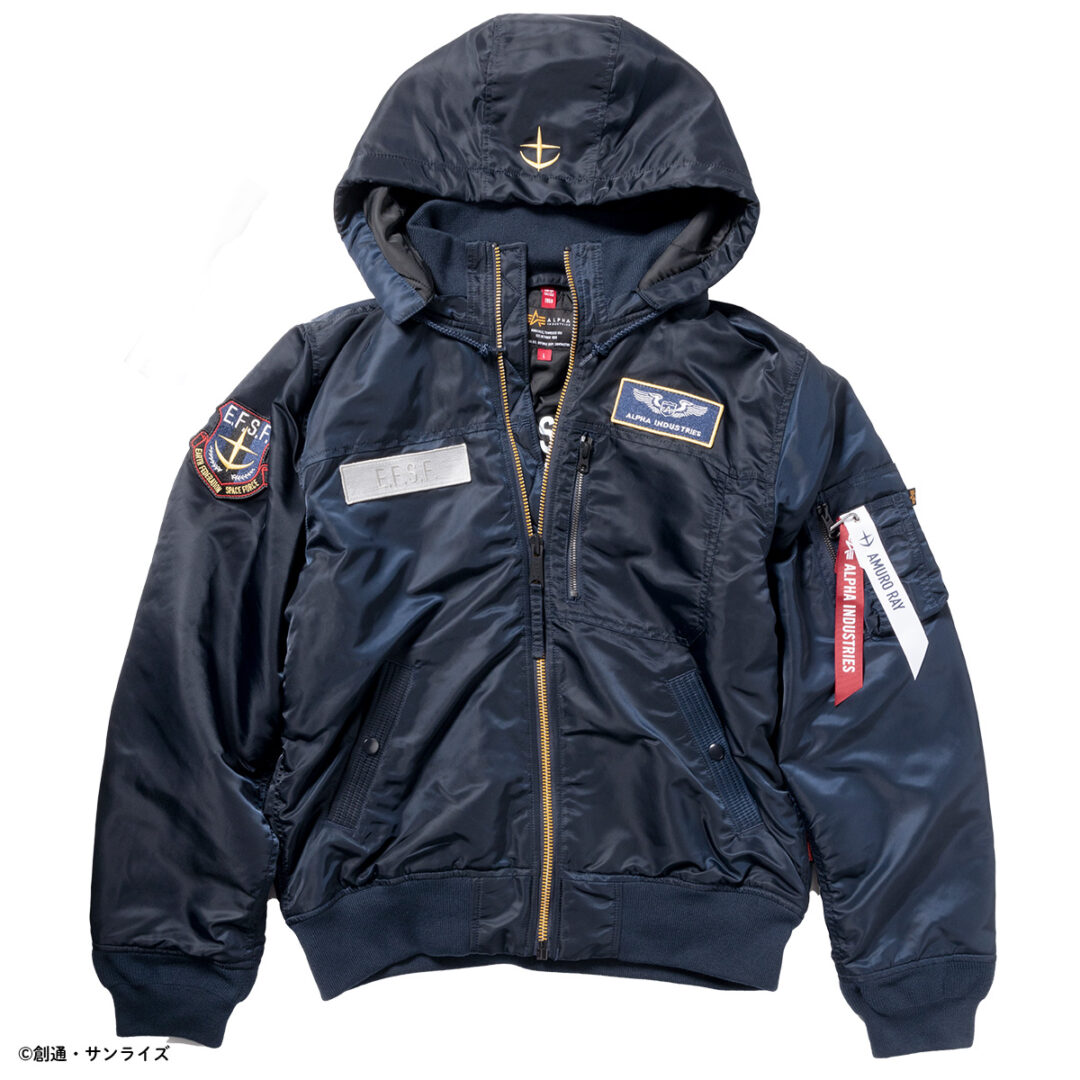 機動戦士ガンダム × ALPHA INDUSTRIES コラボ 2024 FW 新作第1弾 フーデッドリブジャケットが2024年 11月中旬 発売 (GUNDAM アルファ インダストリ)