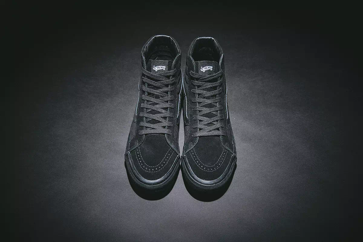 【2024年 10/15 発売】”Triple Black”カラーで構成されたVANS BLACK COLLECTION (バンズ ブラック コレクション)