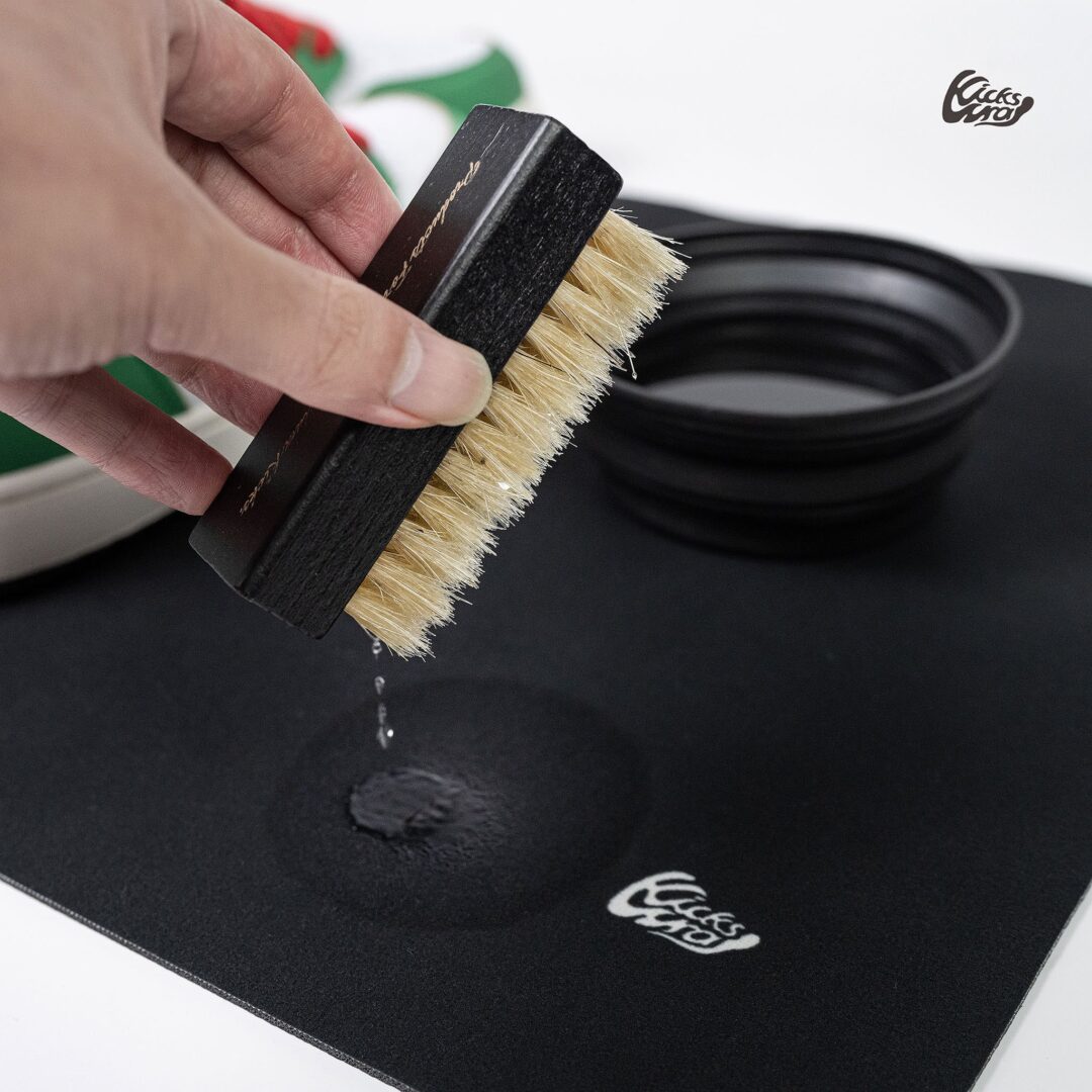 KicksWrapから速乾・吸水力抜群の珪藻土が練り込まれたオリジナルシュークリーニングマット「Quick Dry Mat」が発売 (キックスラップ クイック ドライ マット)