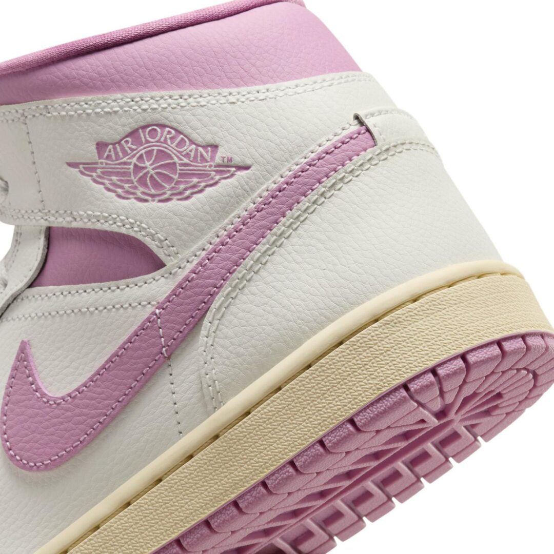 【2024年 10/26 発売】NIKE W AIR JORDAN 1 MID “Sail/Orchid” (ナイキ エア ジョーダン 1 ミッド “セイル/オーキッド”) [BQ6472-162]