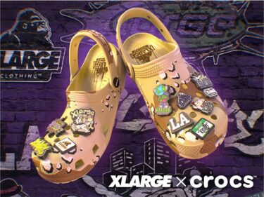 XLARGE × Crocs コラボ Classic Crogが2024年 10/12 発売 ​(エクストララージ クロックス)