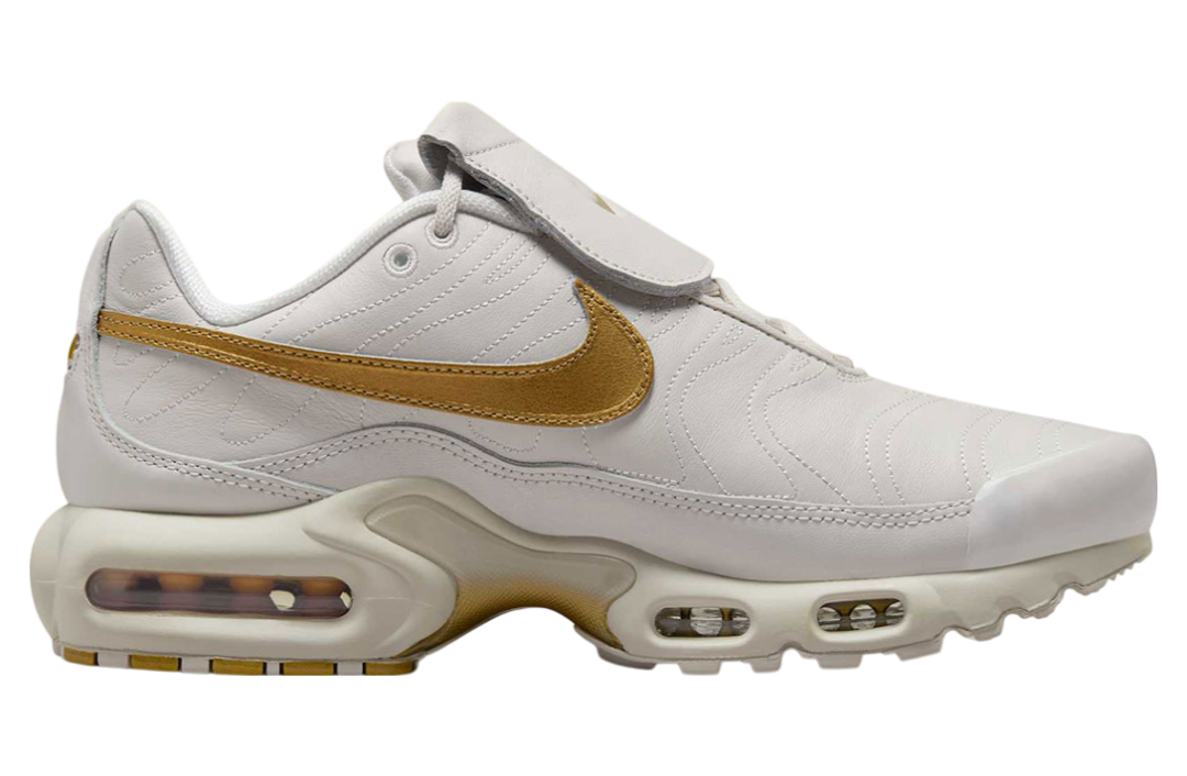 【2024年 12/2 発売】NIKE AIR MAX PLUS TIEMPO “Phantom/Metallic Gold” (ナイキ エア マックス プラス ティエンポ “ファントム/メタリックゴールド”) [HV2541-001]