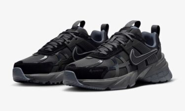 【2024年 10/8 発売】NIKE V2K RUN GORE-TEX “Black/Iron Grey” (ナイキ ヴィツーケー ゴアテックス “ブラック/アイアングレー”) [FZ2622-001]